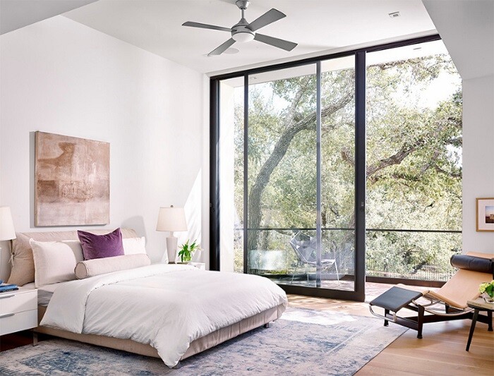 floor-to-ceiling panoramic windows