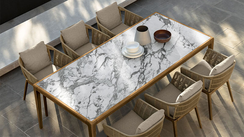 Outdoor dining tables from China