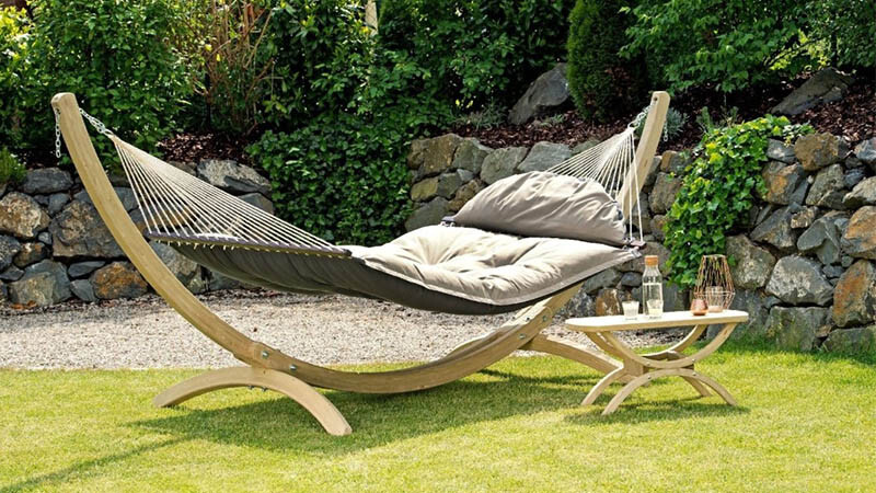 hammock with a frame structure